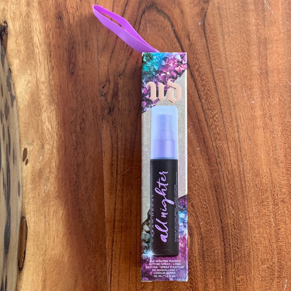 NWT Urban Decay all nighter setting spray​